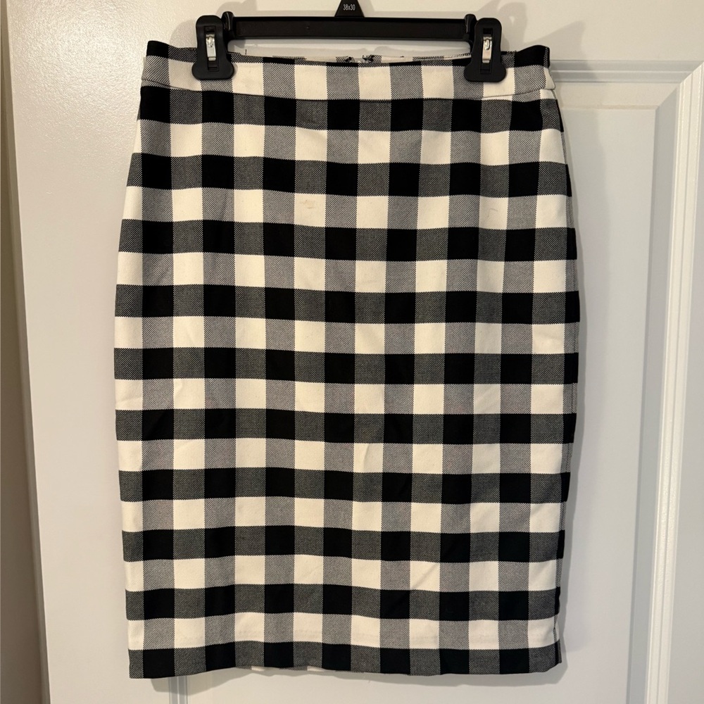 Ann Taylor Black and White Plaid Pencil Skirt
